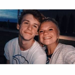 Meet your Posher, Derek